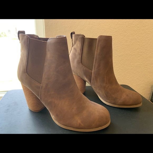 Madden Girl Booties - Picture 1 of 3